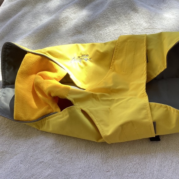 Chilly Dogs Harbour Slicker - Picture 6 of 6